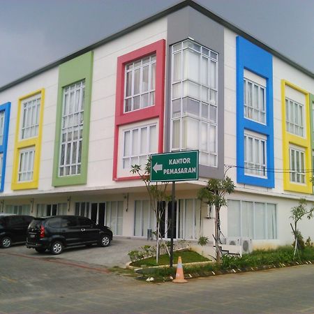 The Suites Metro Apartment - Putri Bandung Eksteriør bilde